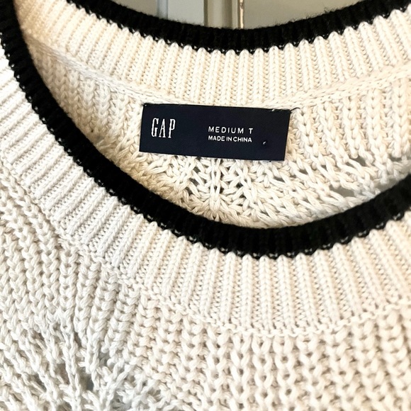 GAP Black and White Sleeveless Crochet Knit Maxi Dress - Picture 3 of 6